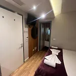 Guza شقة تيرانا