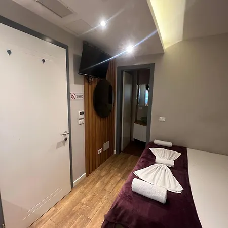 Guza Lejlighed Tirana