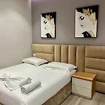 아파트 Guza