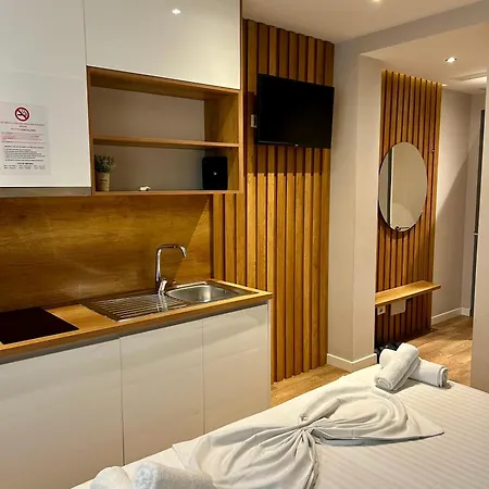 Guza Daire *