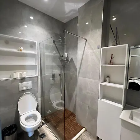 Apartment Guza *