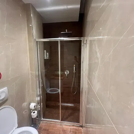 Guza Apartment *